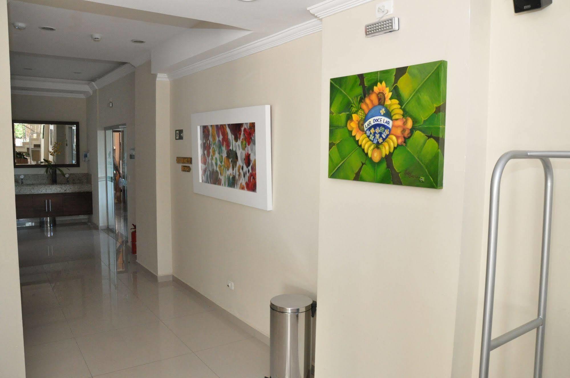 Lotus Hotel - A 6 Km Do Santuario De Aparecida-Sp Guaratinguetá Exterior foto